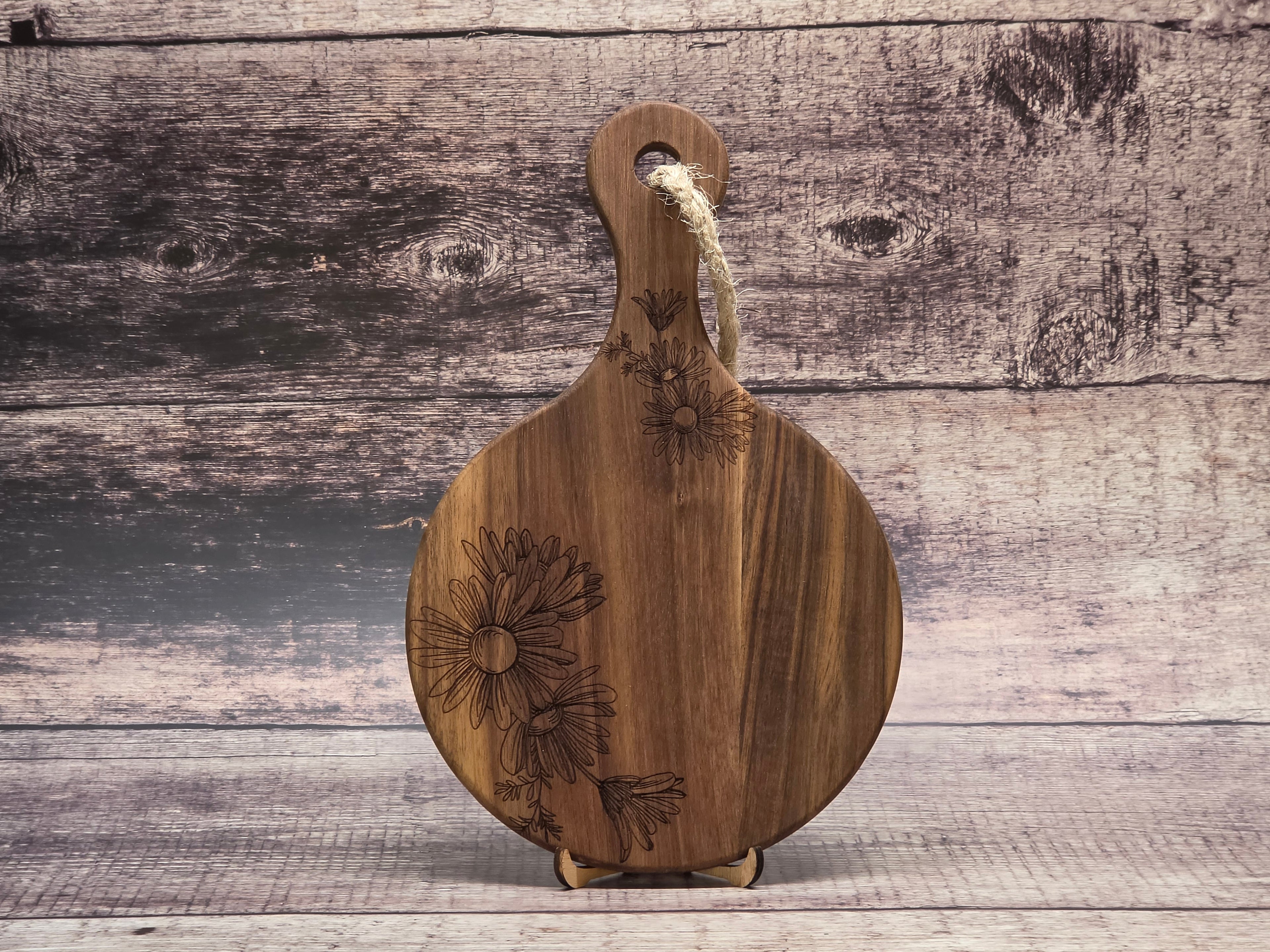Daisy Flower Round Serving/Cutting Board.
